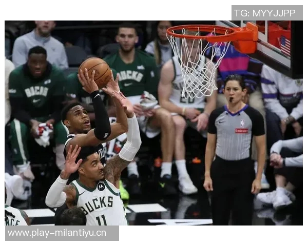 2021年NBA季后赛篮网与雄鹿激战回顾与精彩瞬间分析